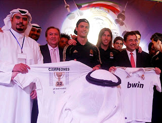 Cristiano Ronaldo attends a meeting in Kuwait with Real Madrid fans