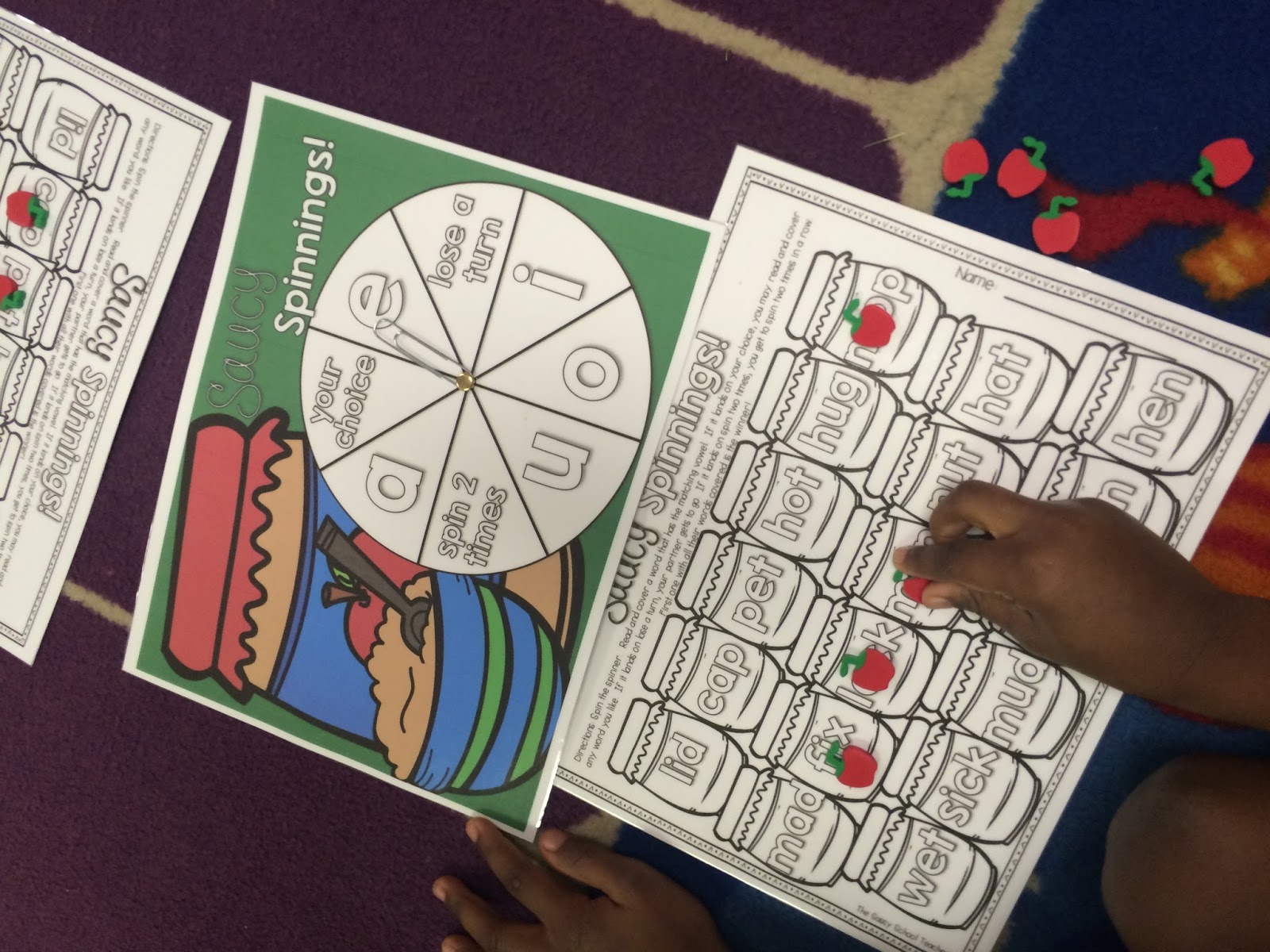 The Sassy School Teacher: New September decor and some FREEBIES!