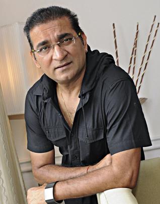 Abhijeet Bhattacharya Biography - Indian Legend Singers