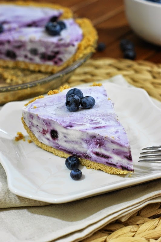 Frozen Blueberry Cream Pie | The Kitchen Is My Playground