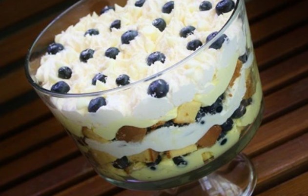 Lemon Blueberry Trifle #summer #dessert