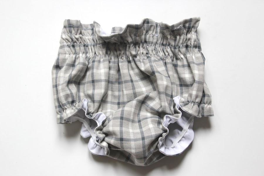 DIY Tutorial y patrones gratis BRAGUITAS CUBRE-PAÑAL para niño y para niña