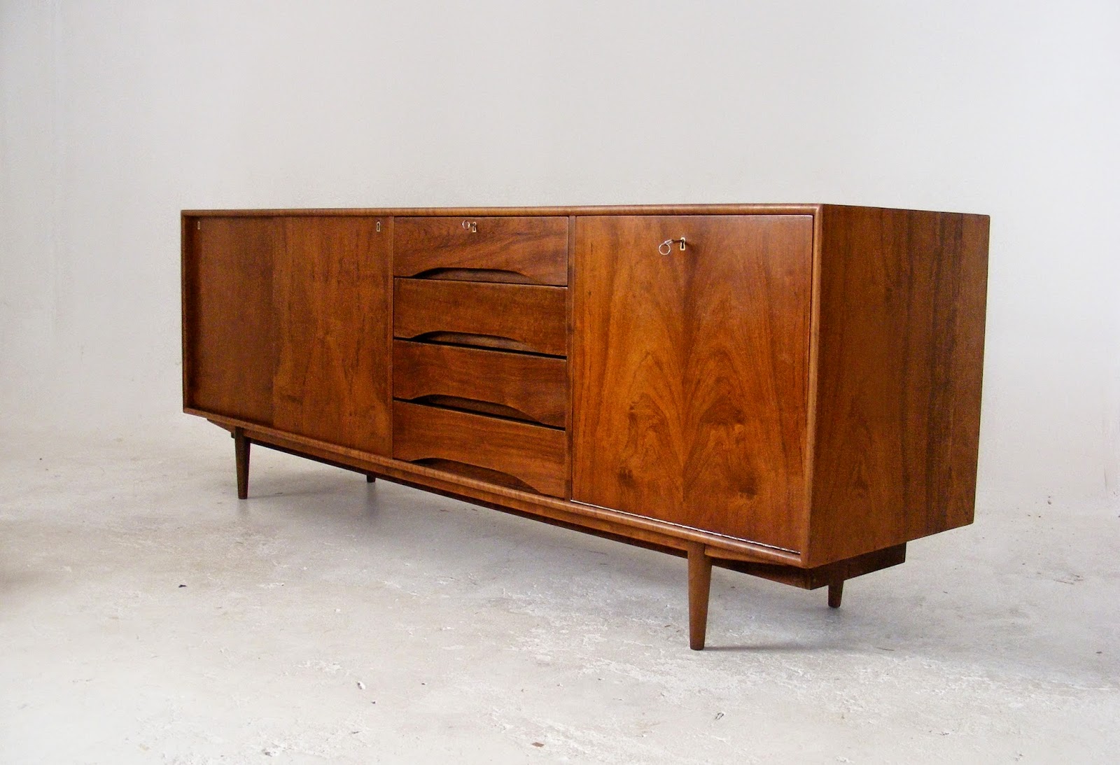 VAMP FURNITURE This weeks new vintage furniture at Vamp 14 November 2014