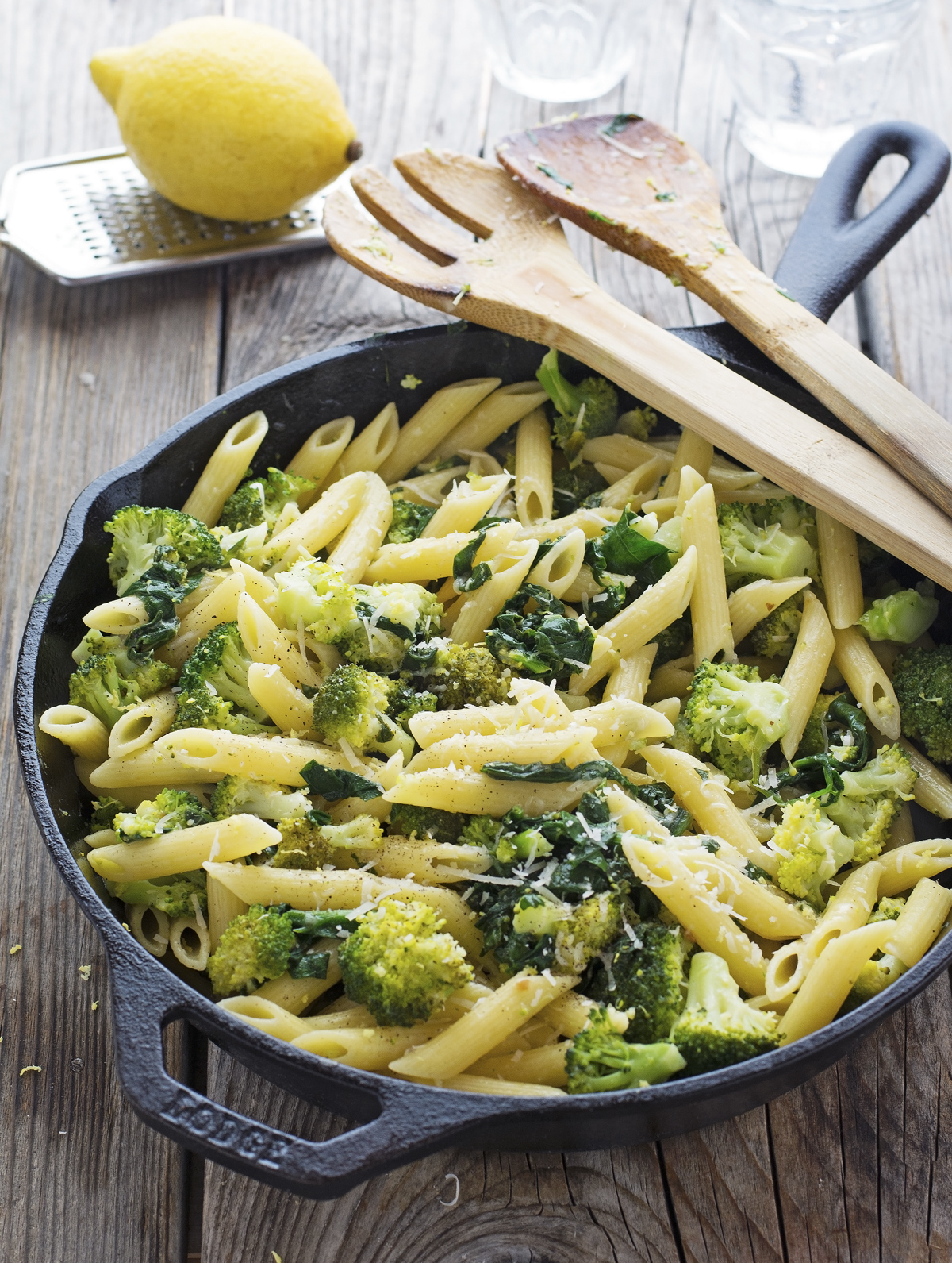 The Iron You: Quick Lemon Broccoli Pasta Skillet