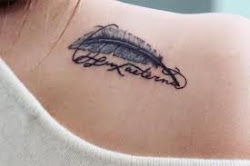 tattoo tatouage plume tattoos valkyrie feather word feathers phrase peacock leave depuis enregistree uploaded user