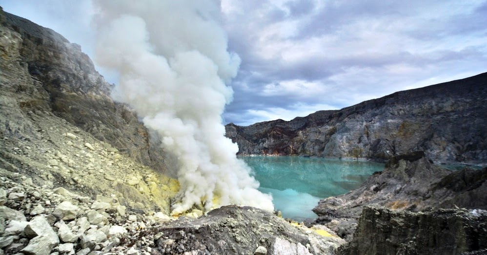 Kawah Gunung Ijen Jawa Timur - Tempat Wisata