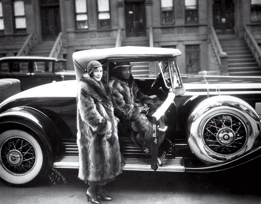 #85 Couple In Raccoon Coats, James Vanderzee, 1932 - Top 100 Of The Most Influential Photos Of All Time #85 Couple In Raccoon Coats, James Vanderzee, 1932 - Top 100 Of The Most Influential Photos Of All Time
