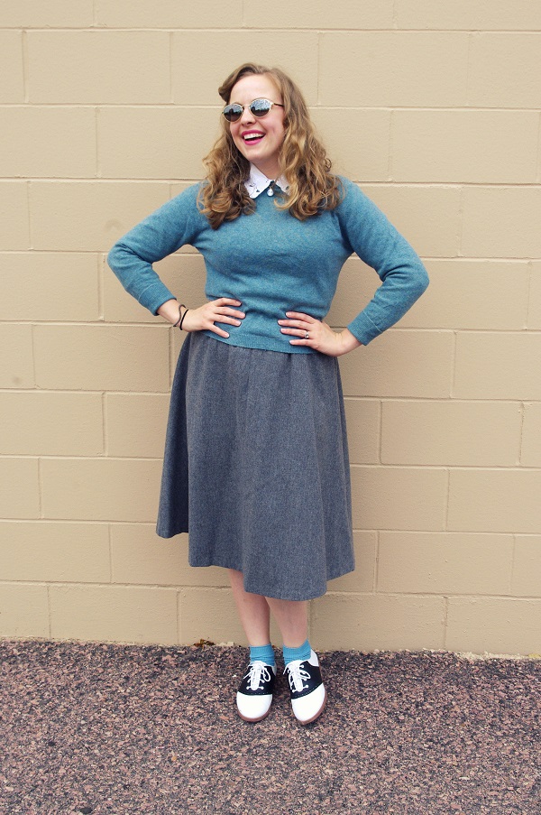 ButterflyLovesSnapdragons: Outfit: Walking Yearbook