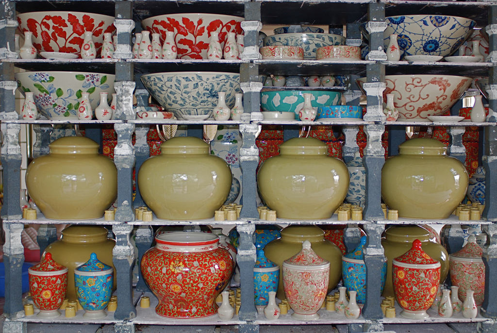 Masters of Craft Souvenirs from Vietnam pottery