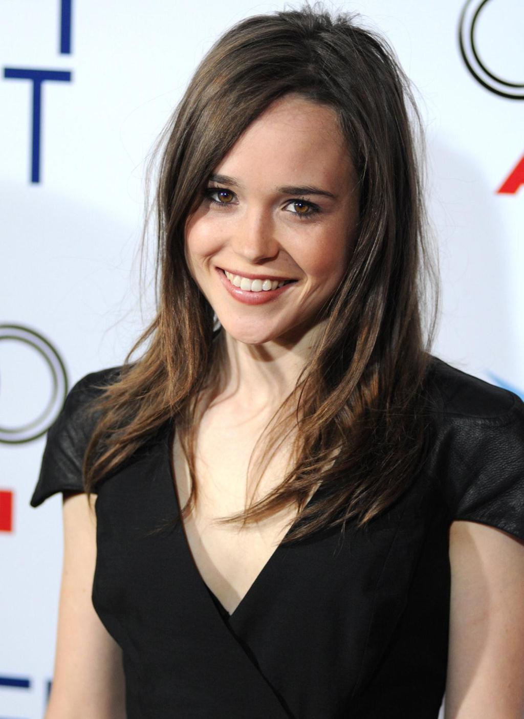 Hollywood actress Ellen Page hot wallpapers pictures.