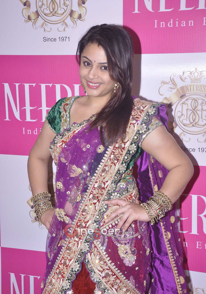 suhani-kalita-latest-saree-photos-32-5.j