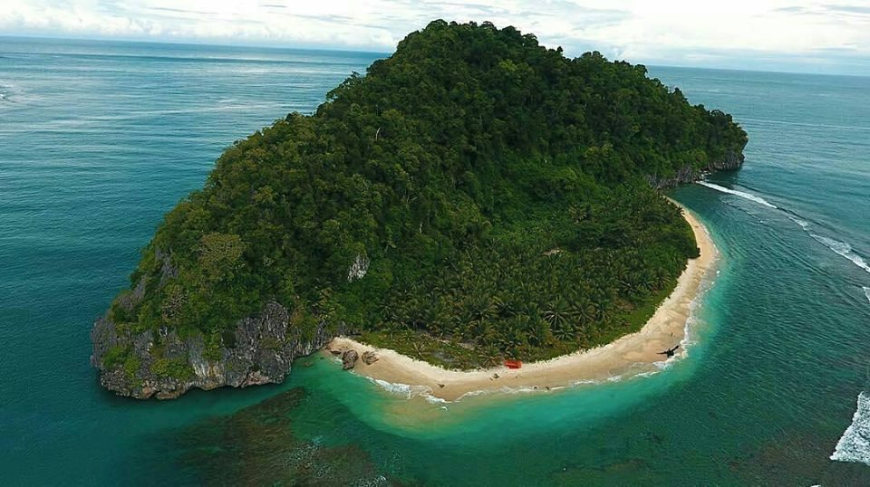 Pulau Keluang dan Pulau Tsunami Merupakan Eksotisme Wisata Bahari di