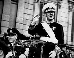 General J D Perón