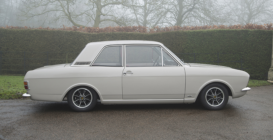 CLASSICS FOR SALE 1968 FORD CORTINA Mk II 1300 DELUXE PRA Classic