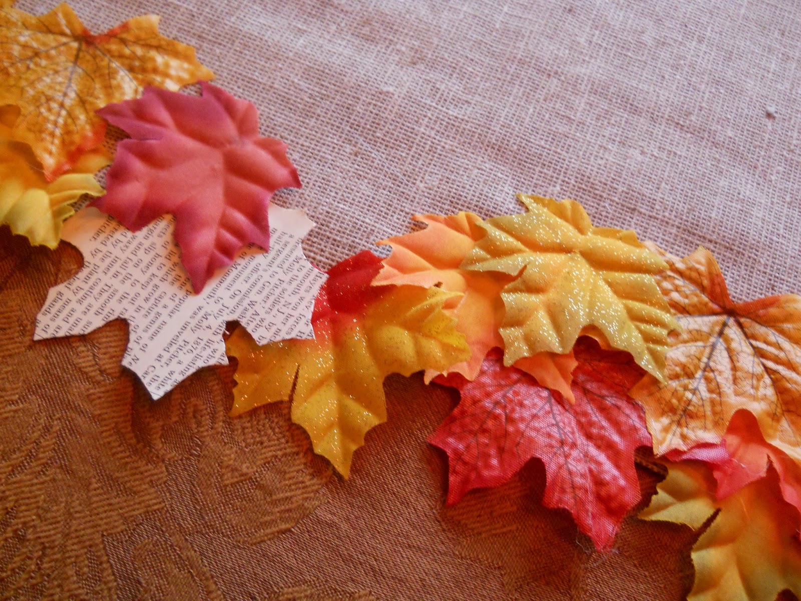 Make The Best of Things DIY Faux Leaves Table Runner