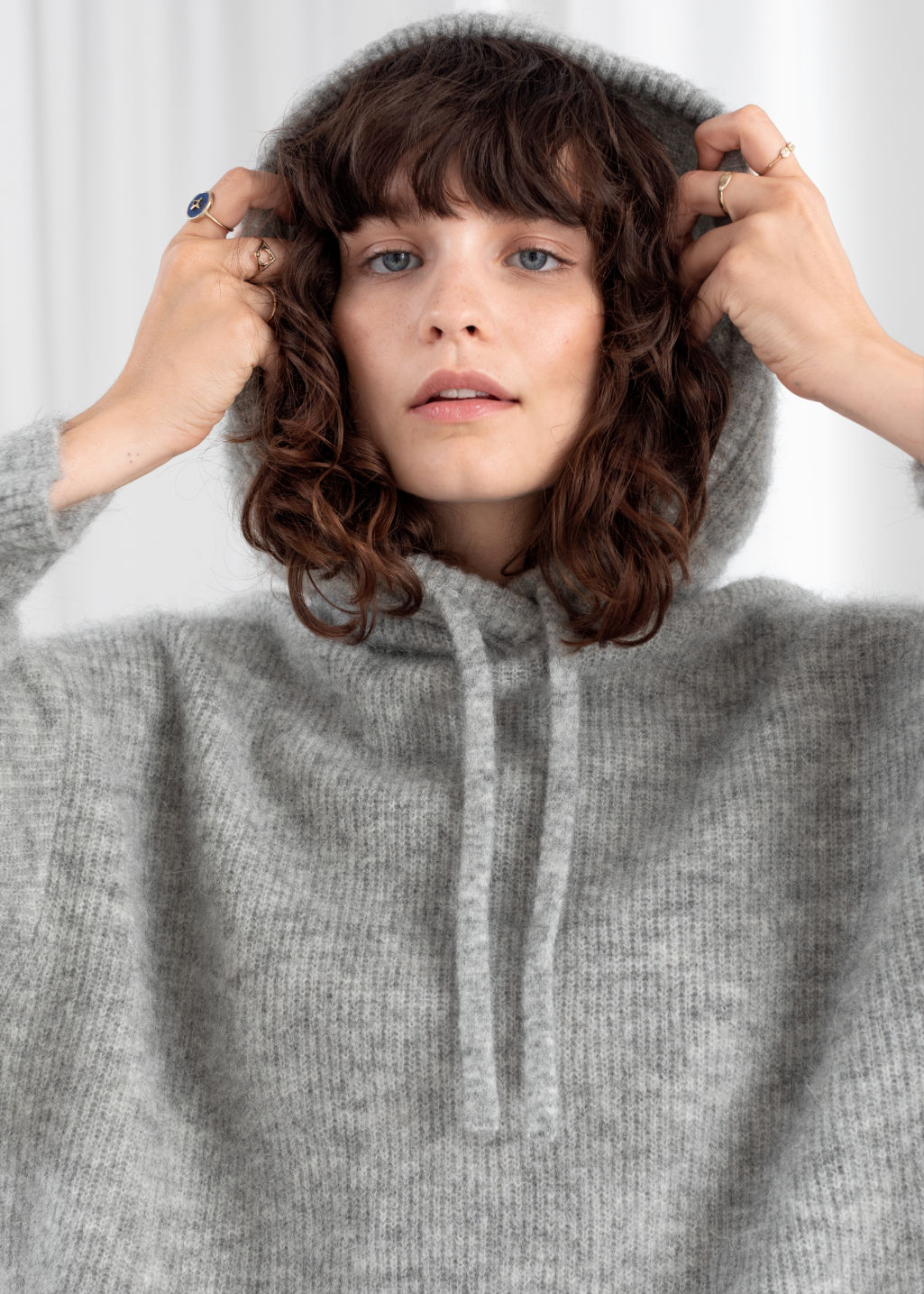 Le Fashion: Stylish Under-$100 Hooded Sweatshirt Is a Dream