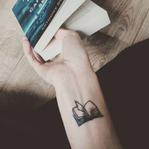 Tatuagens femininas para o pulso Tatuagens femininas para o pulso