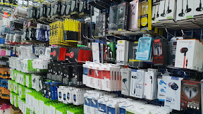 Toko Aksesoris HP Terlengkap di Jogja Paling Ramai di Kunjungi