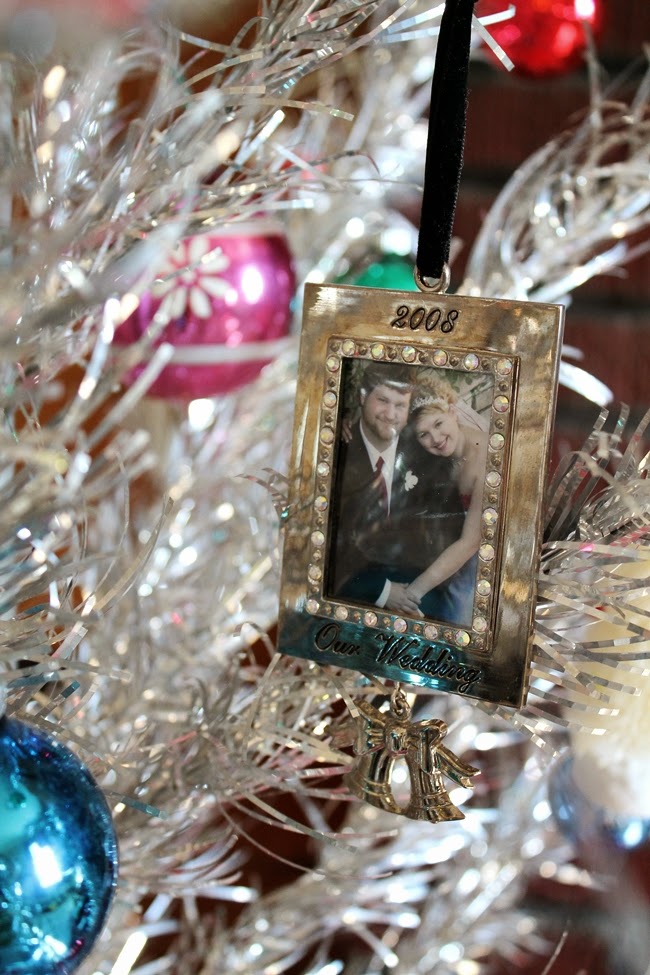 How to Pack Vintage Christmas Ornaments / VaVoom Vintage  Vintage