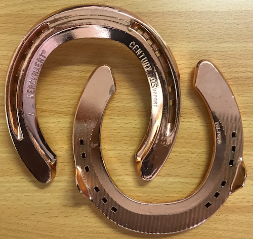 Copper Plated Horse Shoe Design Collar Tips
