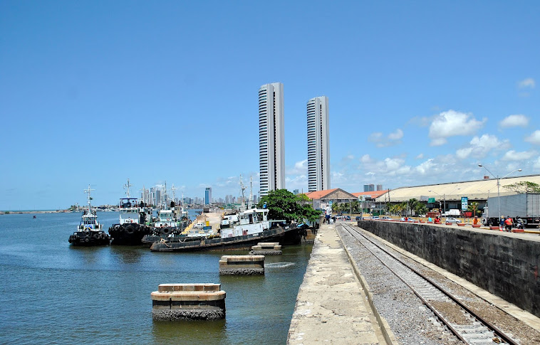 Rebocadores no Porto do Recife