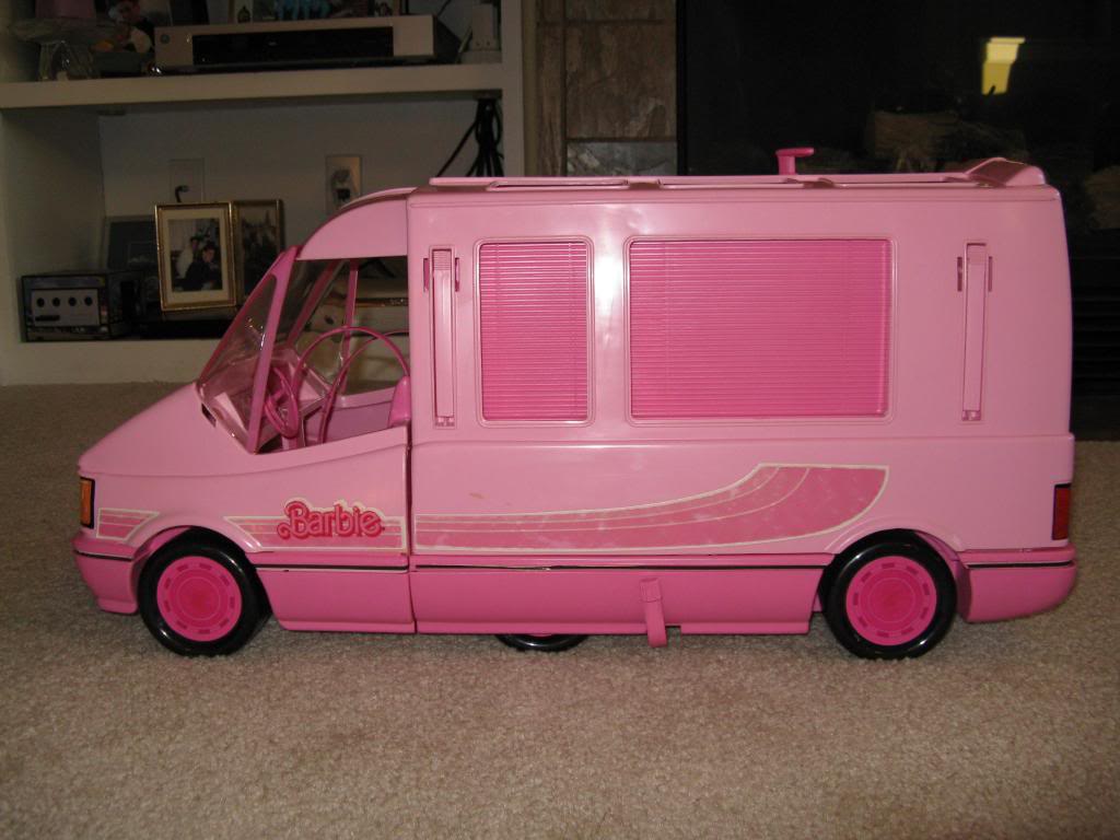 Barbie Camper with Modern Amenities