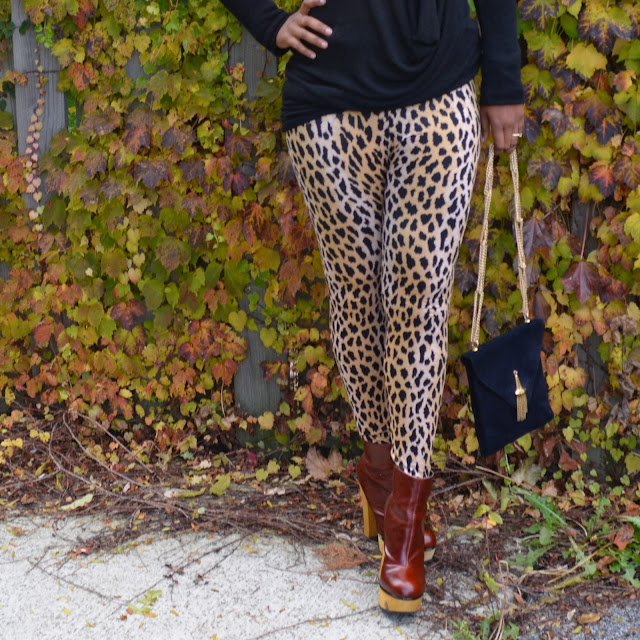 what to wear with animal print leggings