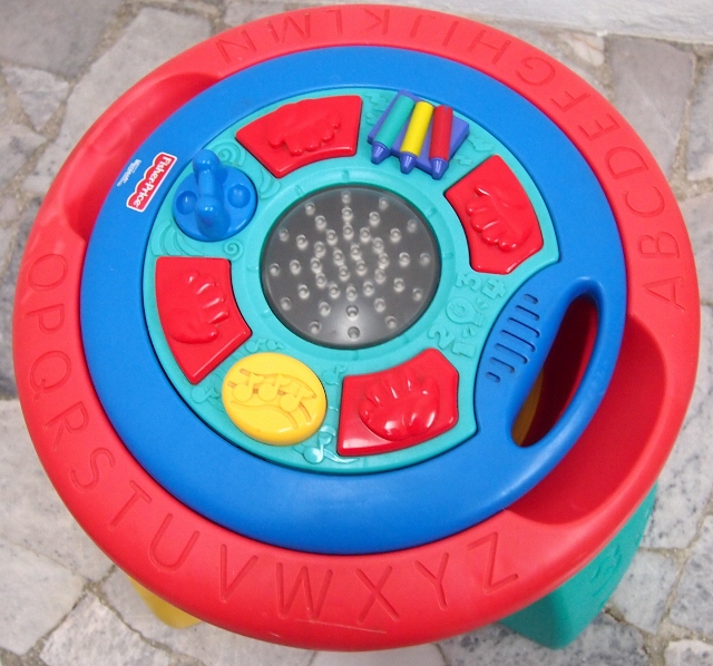 JuaiMurah Fisher Price Intelli Table by Microsoft