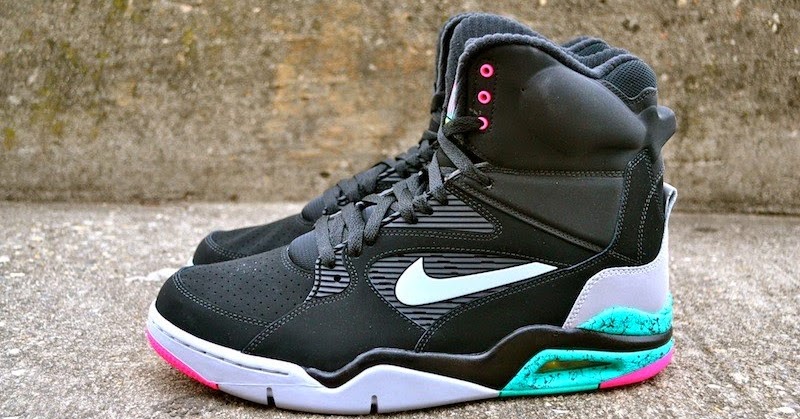 nike air command force spurs