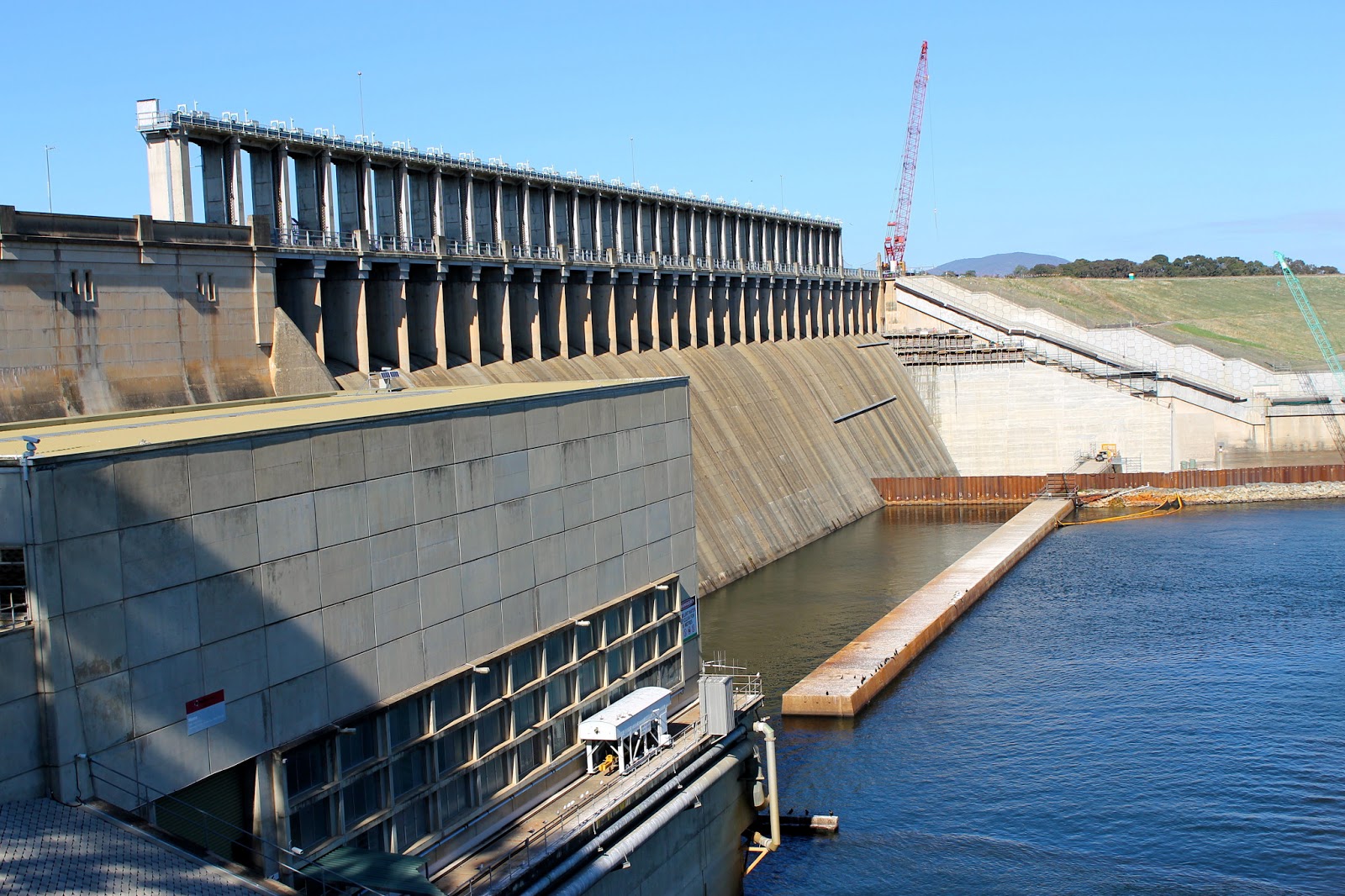 Lance's Down Under Albury/Hume Dam/Volleyball/Army Museum