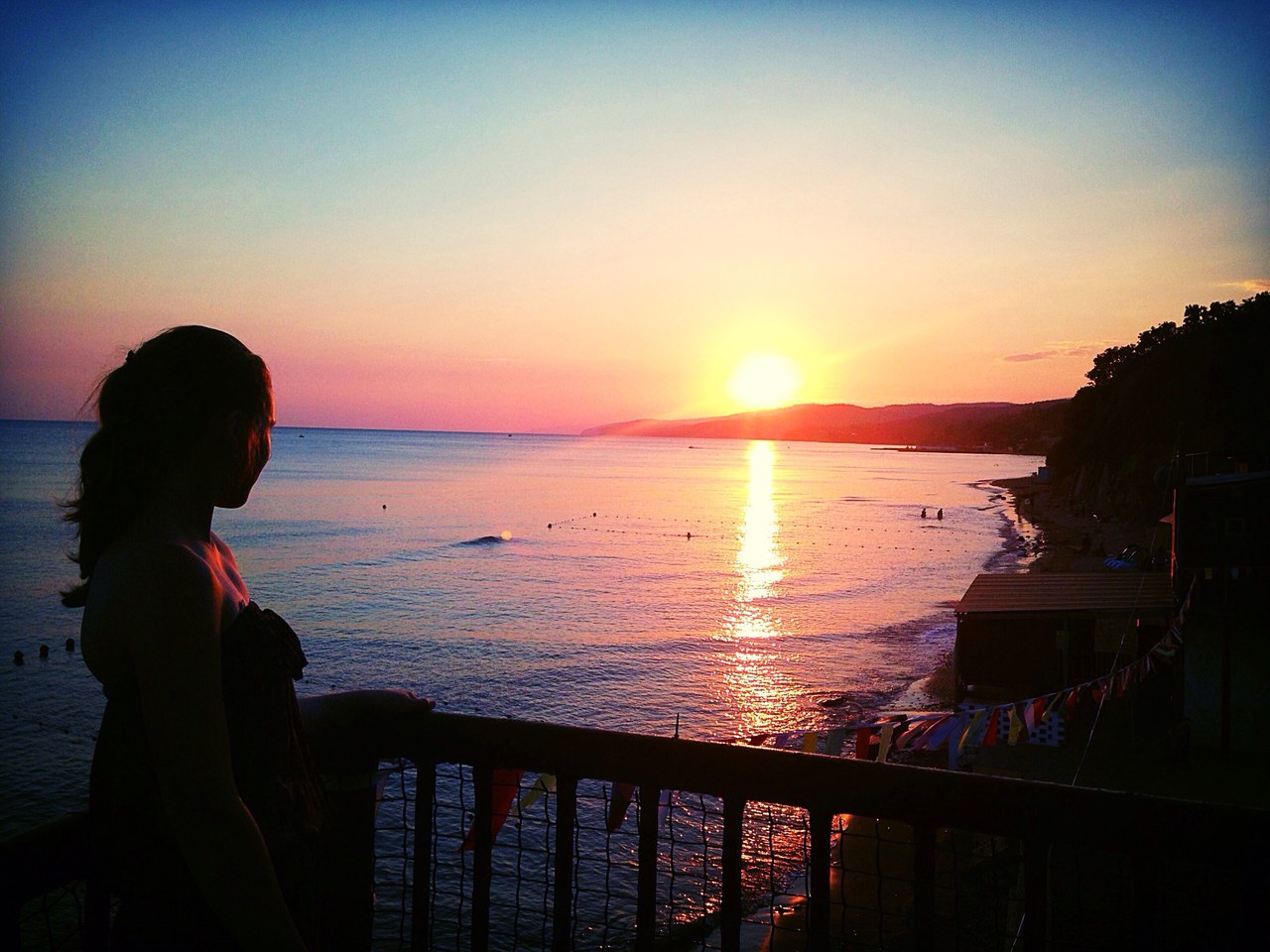 солнце тонуло в море песня