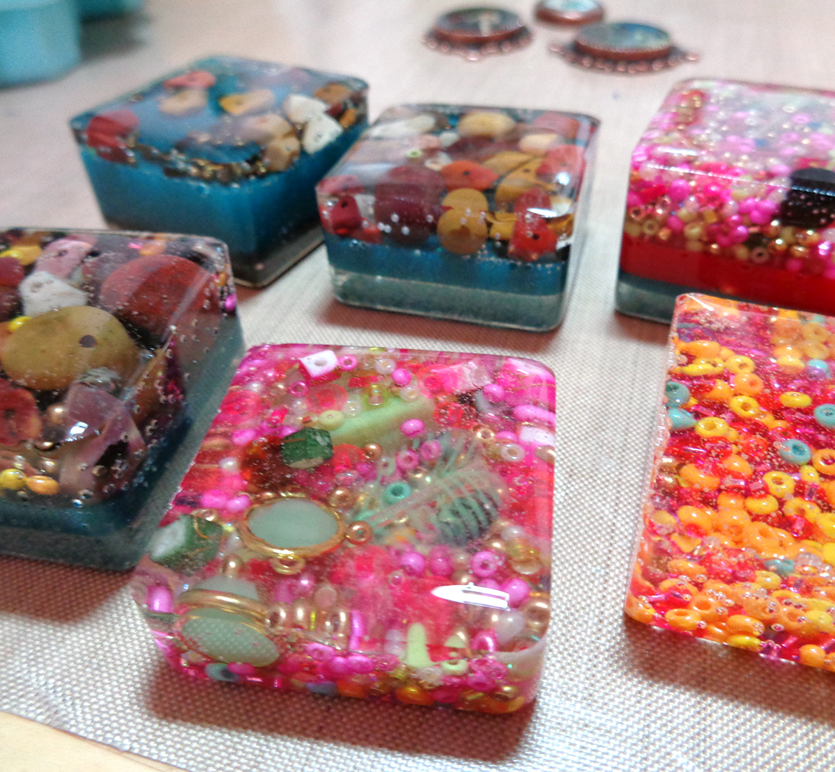 I LOVE RESIN Resin Cubes With Leftover Resin Pours