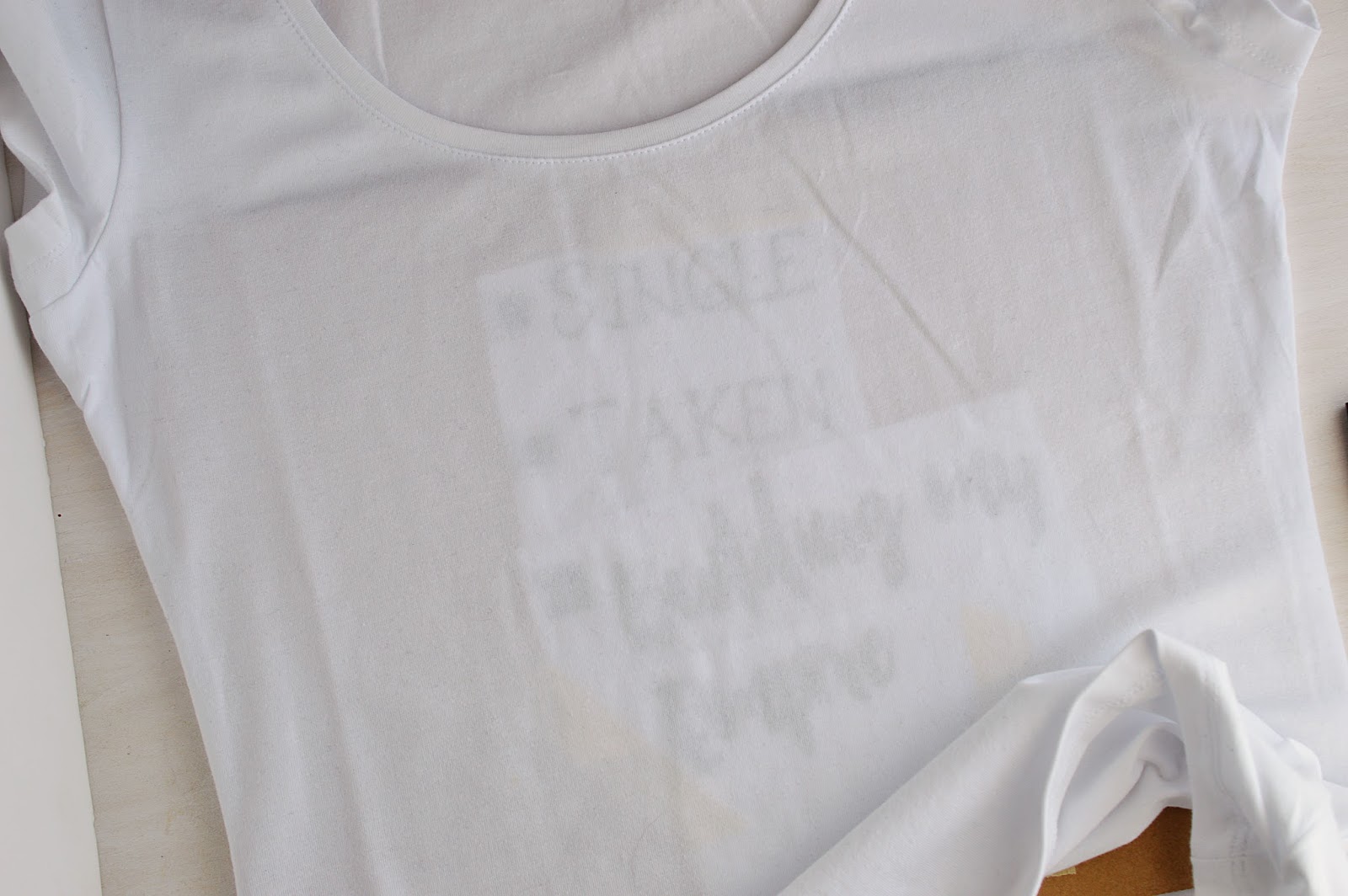 DIY Relationship Status T-Shirt | Motte's Blog
