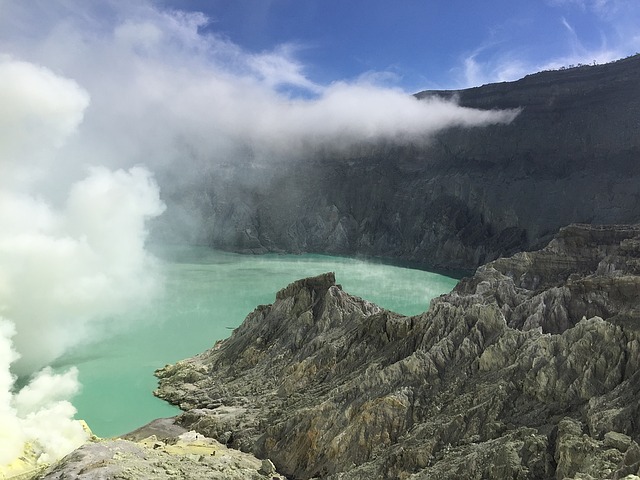 Wisata Kawah Gunung Ijen Purba Banyuwangi Kawah Gunung Ijen Banyuwangi