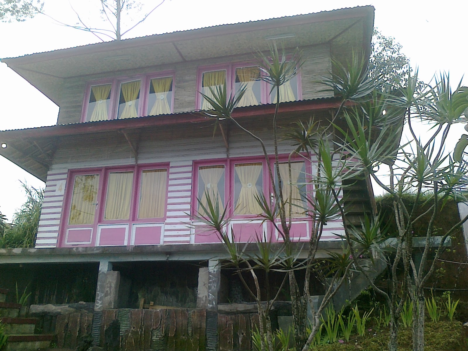 Penginapan Murah di Puncak Darajat Garut