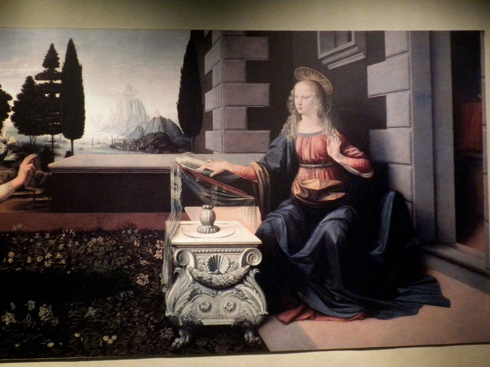 Leonardo da Vinci experiments with perspective