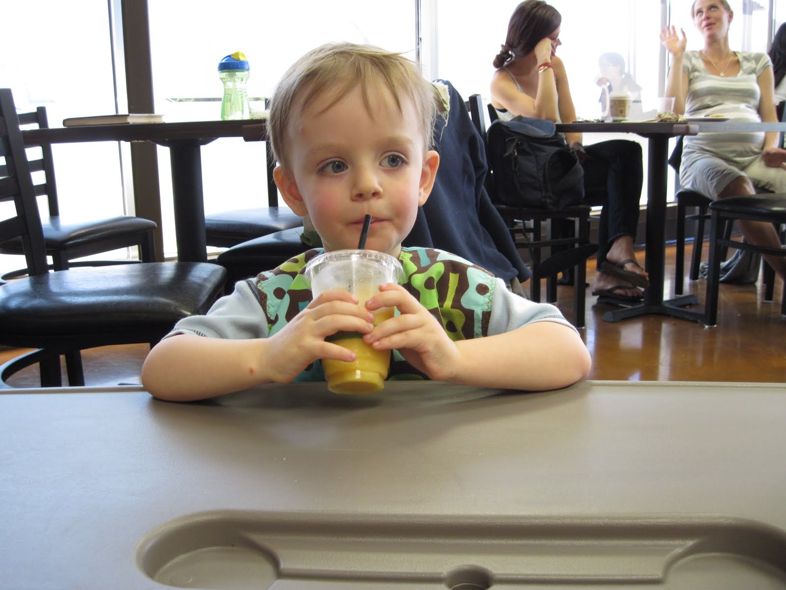 Here's The Scoop Cafe O Play