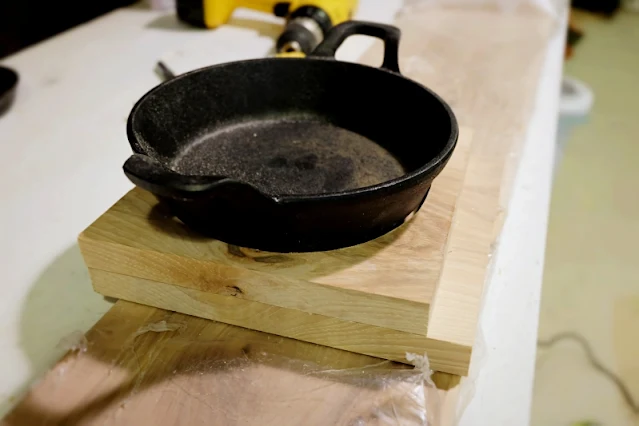 pan on wood