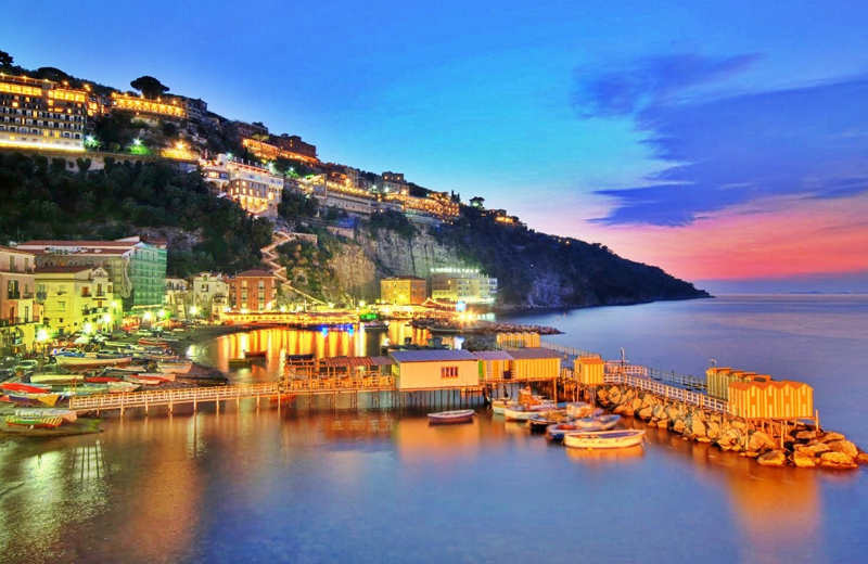 Mirando mas alla Sorrento y la leyenda de las Sirenas