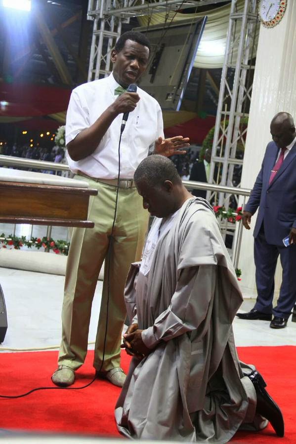 B9MdQhsIUAAAF1 Photos: Pres. Jonathan at RCCG camp today; pastor Adeboye prays for him