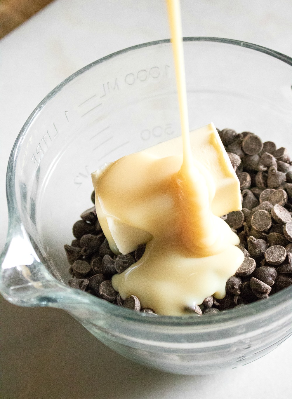 Easy 4 Ingredient Microwave Chocolate Fudge