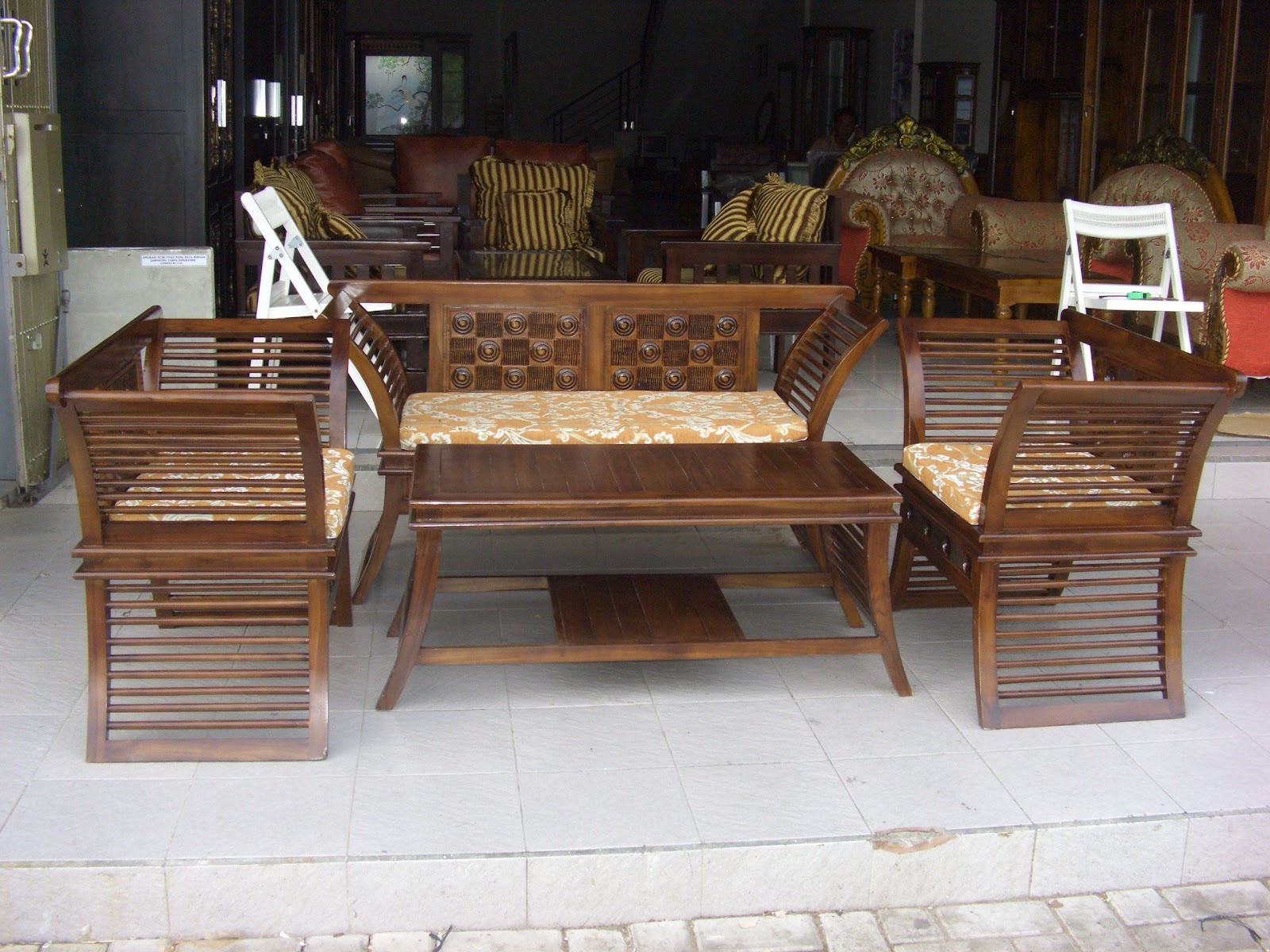 Mebel Kayu Minimalis Kursi teras Mebel Kayu Minimalis Kursi teras