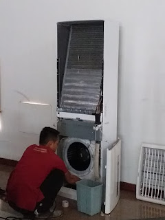 Service AC floor standing di Malang