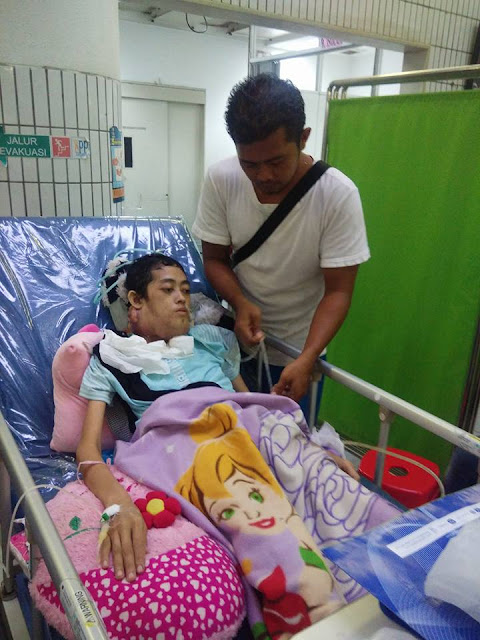 Pria ini Rela Jual Semua Anggota Tubuhnya, Demi Biayai Istri yang Derita Kanker Pria ini Rela Jual Semua Anggota Tubuhnya, Demi Biayai Istri yang Derita Kanker