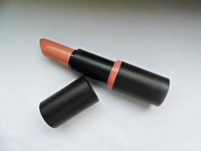 essence-lipstick-15-oh-so-matt