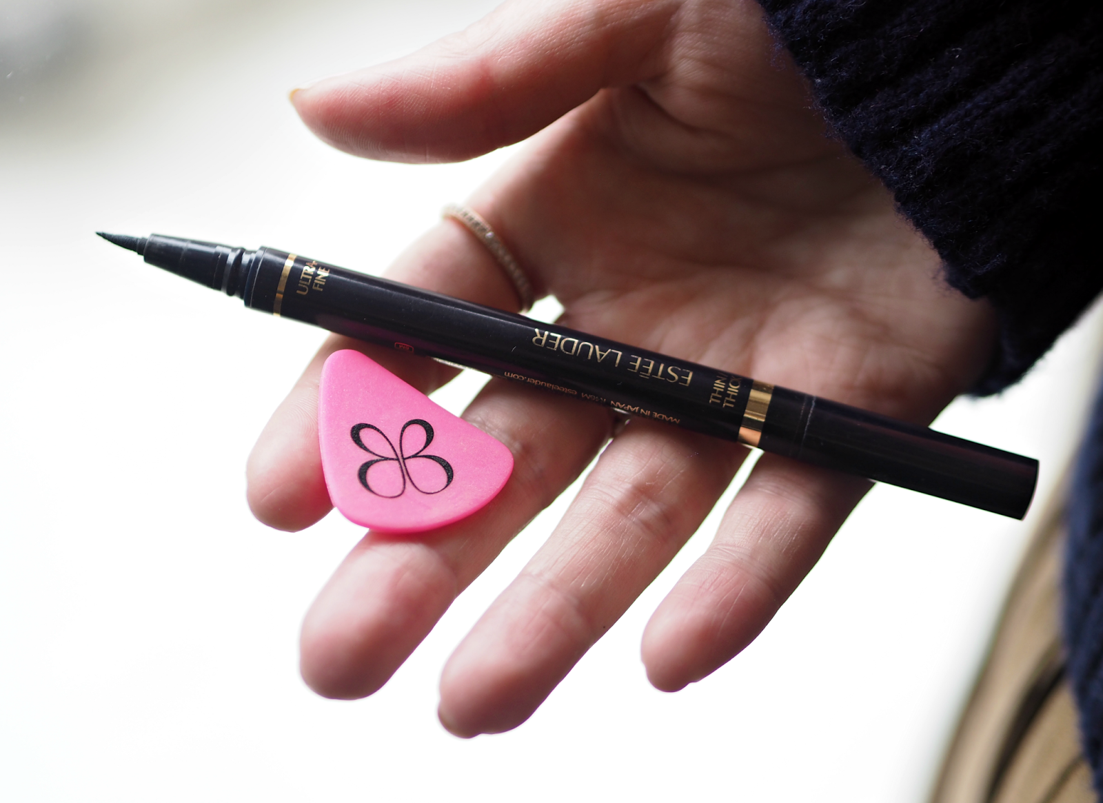 Do You Struggle Getting Your Eyeliner Straight & Even" You NEED The Beauty Blender Liner Designer!