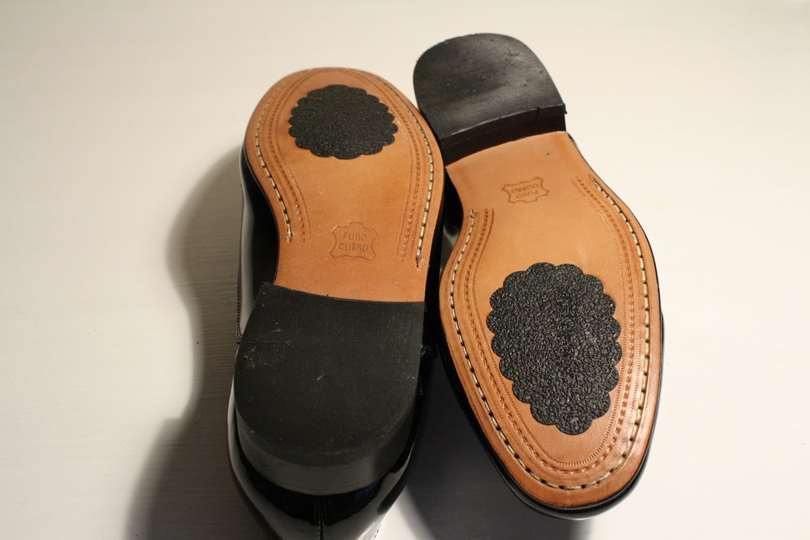 laws of general economy: {SOLD} Black Patent Dieppa Restrepo Flats, Size 9