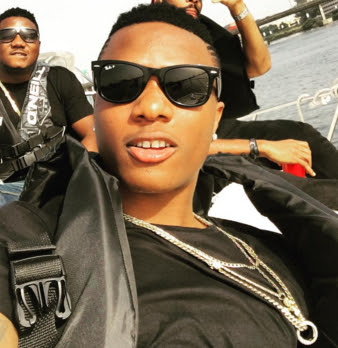 wizkid baby mamas two kids