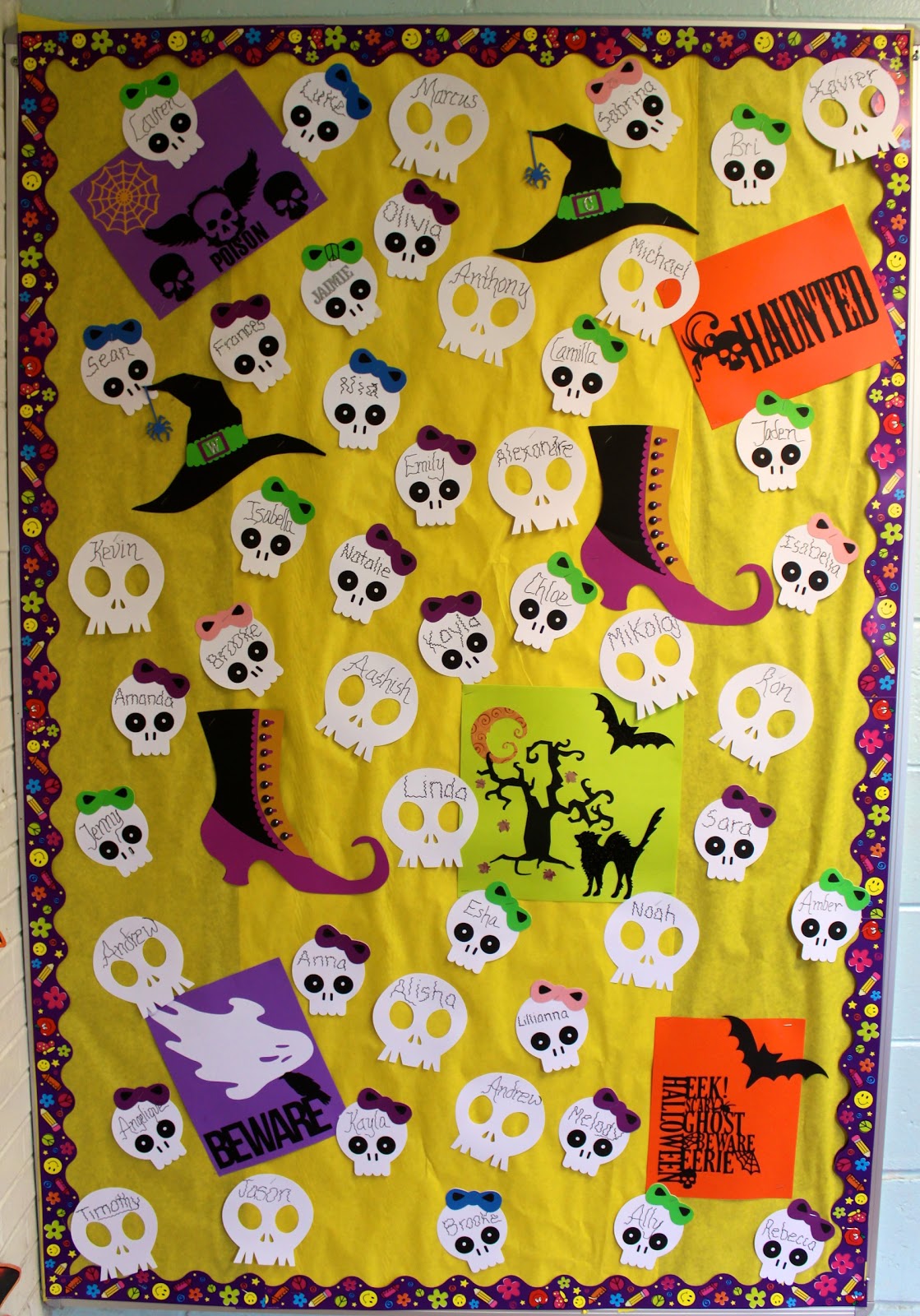Kimberly s Crafty Creations Cricut Halloween Class Bulletin Board kimberly-s-crafty-creations-cricut-halloween-class-bulletin-board