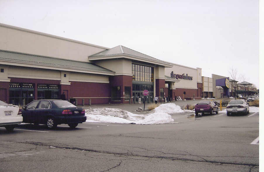 Trip to the Mall FLASHBACK Deerbrook Mall in Deerfield, Illinois